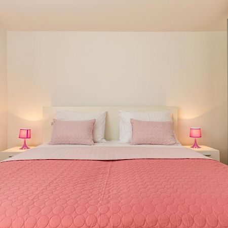 Apartments Villa Maja 罗戈兹尼察 外观 照片