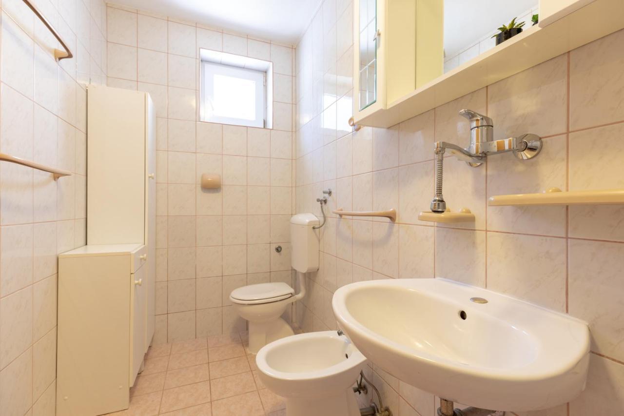 Apartments Villa Maja 罗戈兹尼察 外观 照片